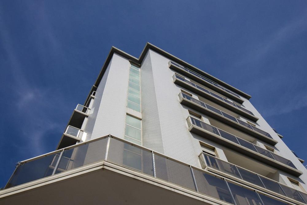 Hotel Arizona Riccione Esterno foto