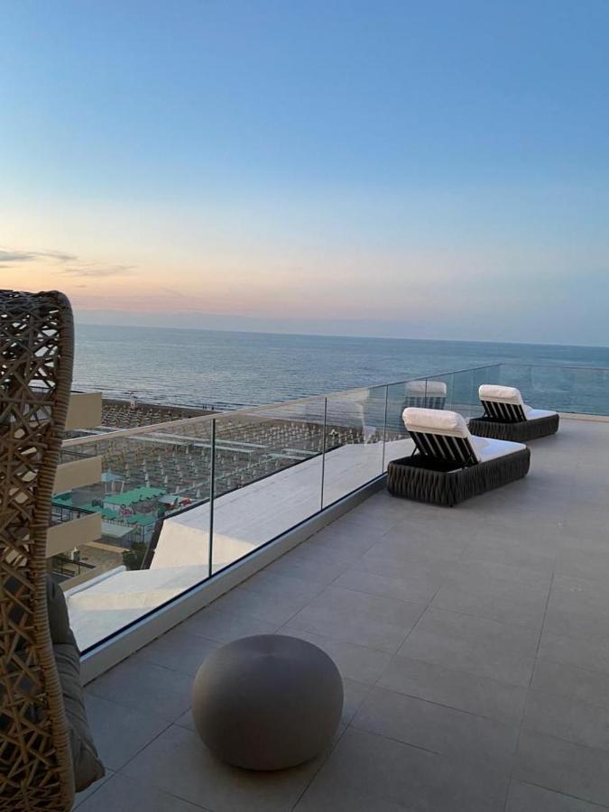Hotel Arizona Riccione Esterno foto