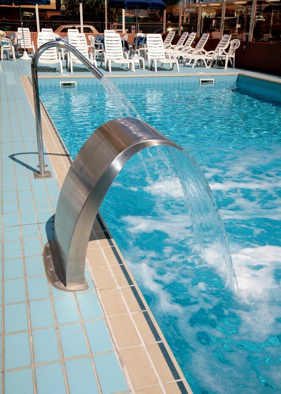 Hotel Arizona Riccione Esterno foto