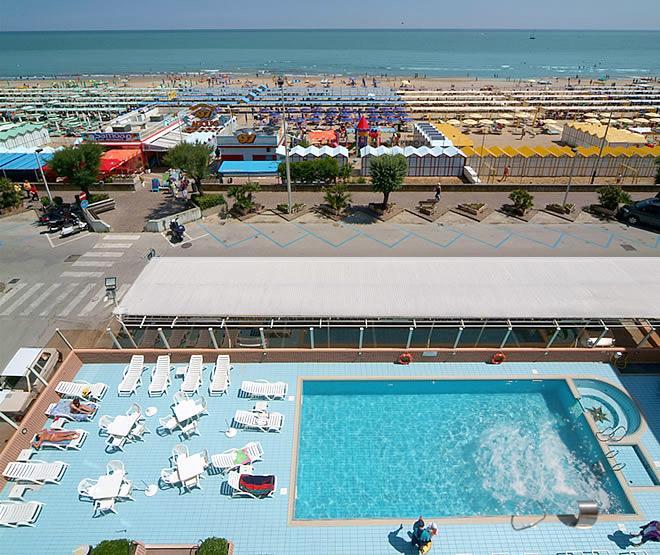 Hotel Arizona Riccione Esterno foto