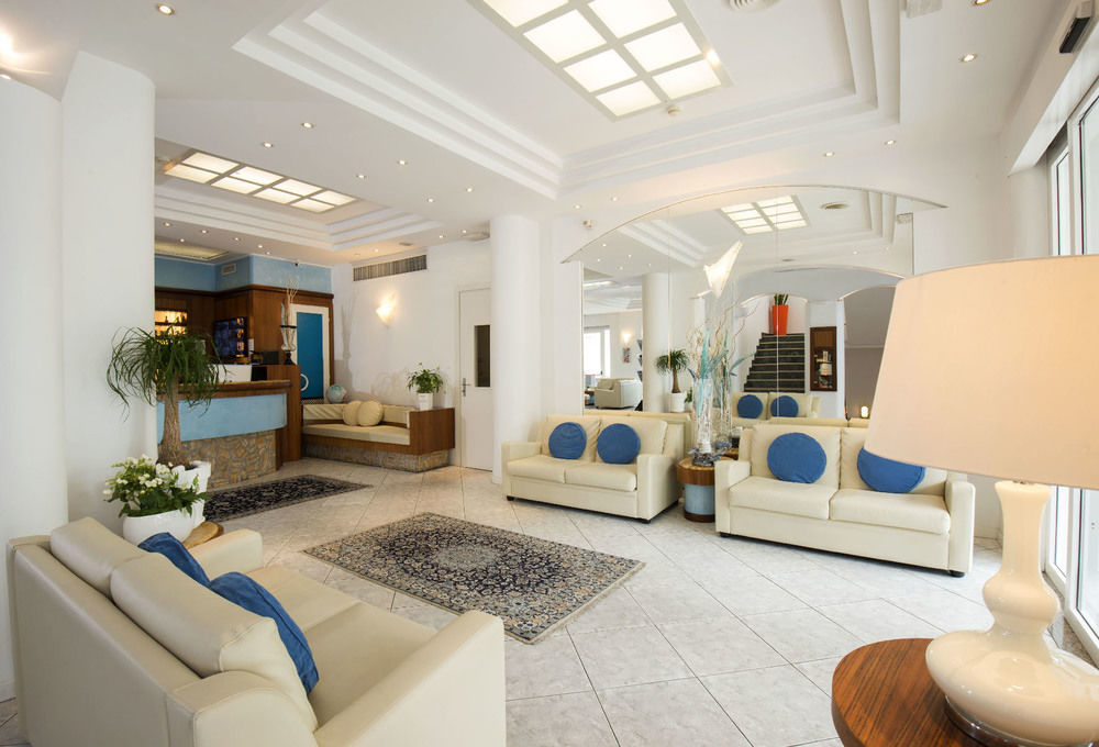 Hotel Arizona Riccione Esterno foto